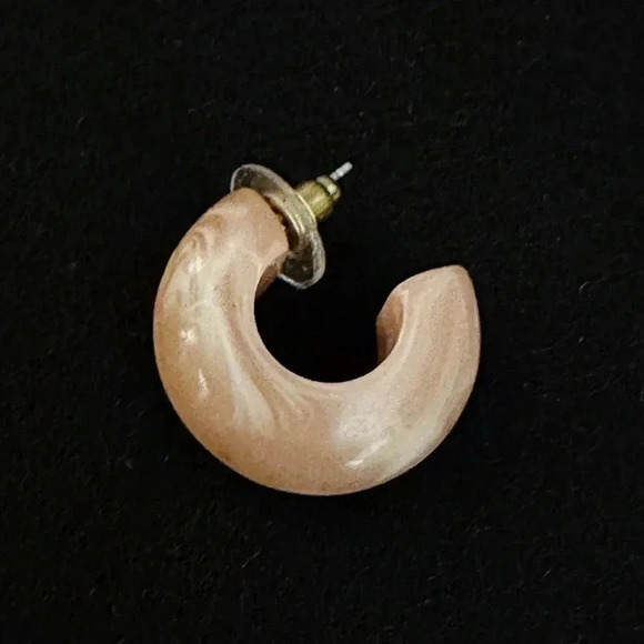 Plunder Earrings - Picture 2 of 3